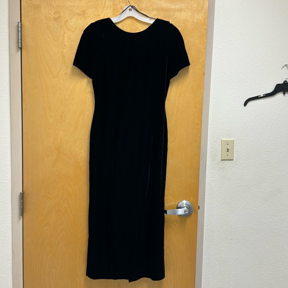 Santa Fe dress by Jim Tremblay Beautiful black velvet dress, in great condition